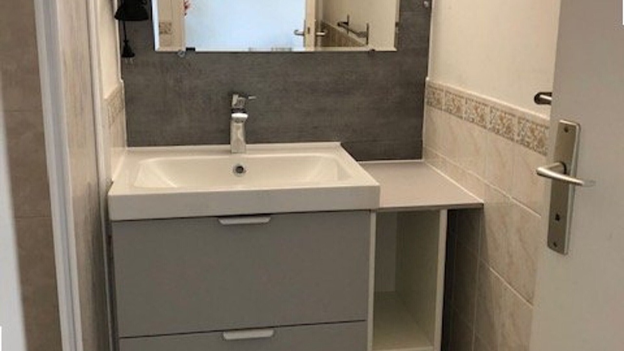 Photo of Bathroom in La Rochelle