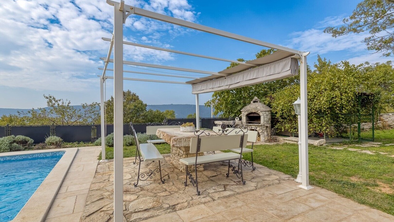 Photo of Outdoor in Rasa