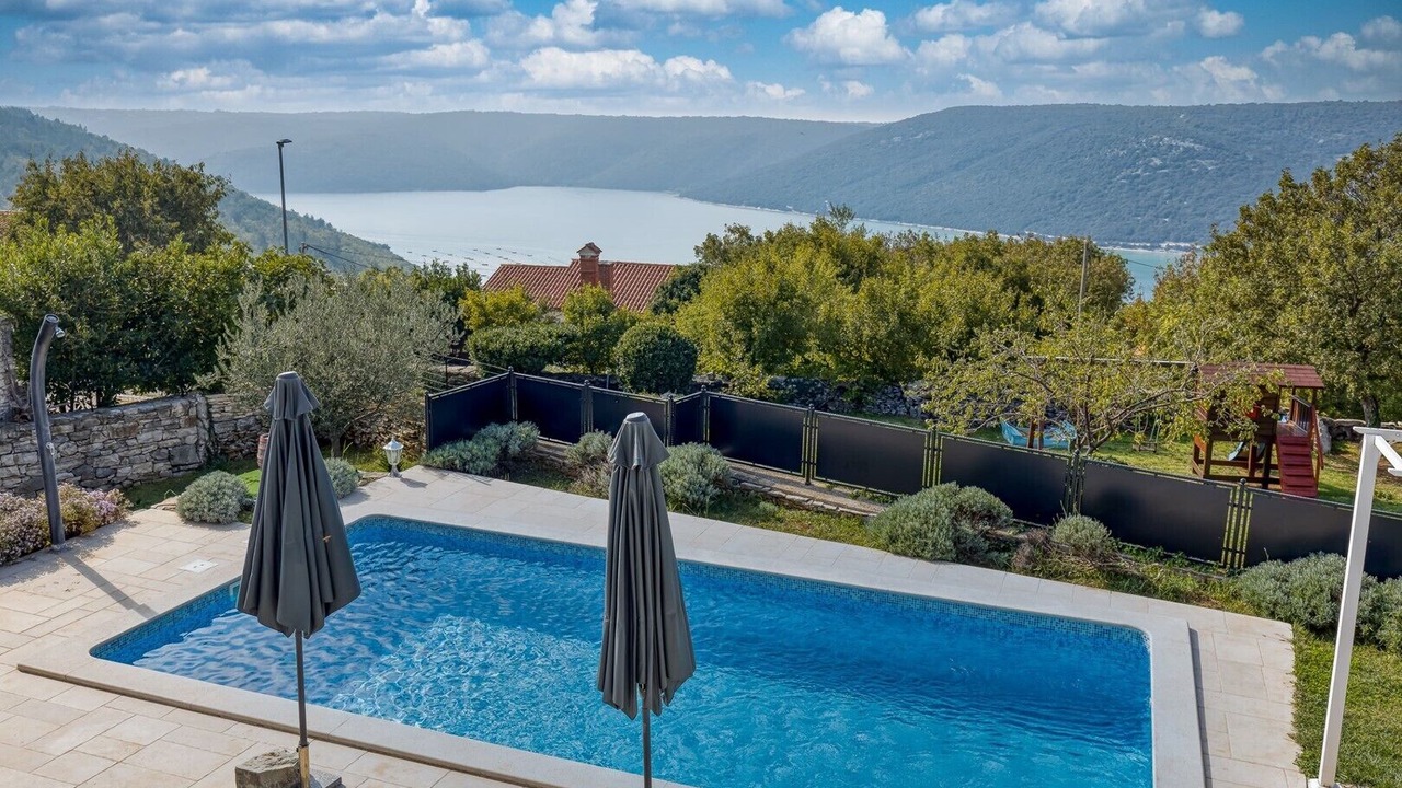 Photo of Outdoor in Rasa