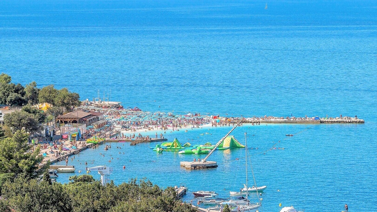 Photo of Others in Selce