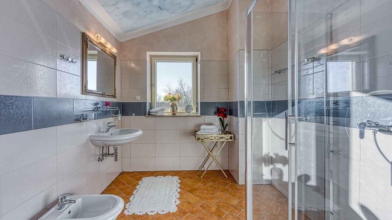 Photo of Bathroom in Sumber