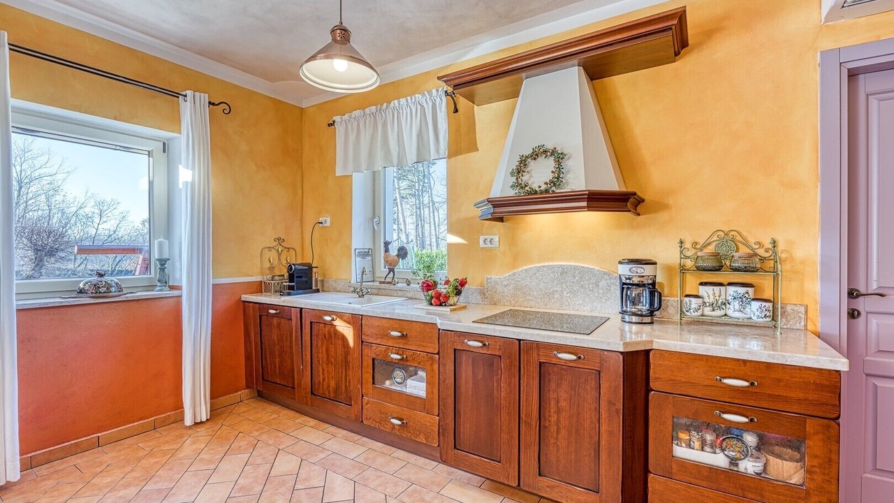 Photo of Kitchen in Sumber