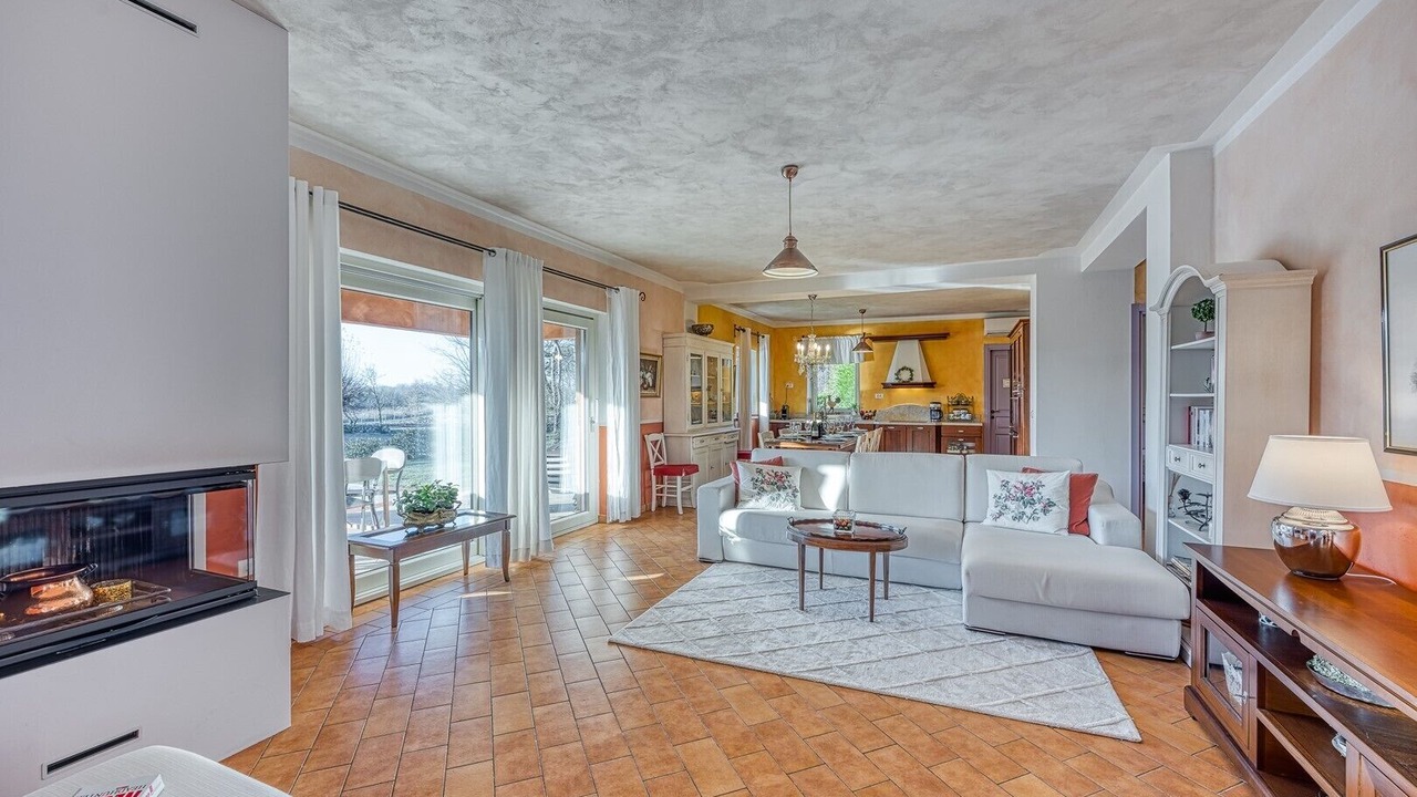 Photo of Livingroom in Sumber