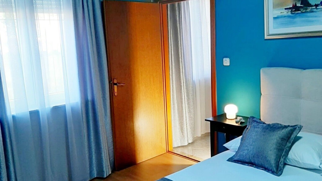 Photo of Bedroom in Pucisca