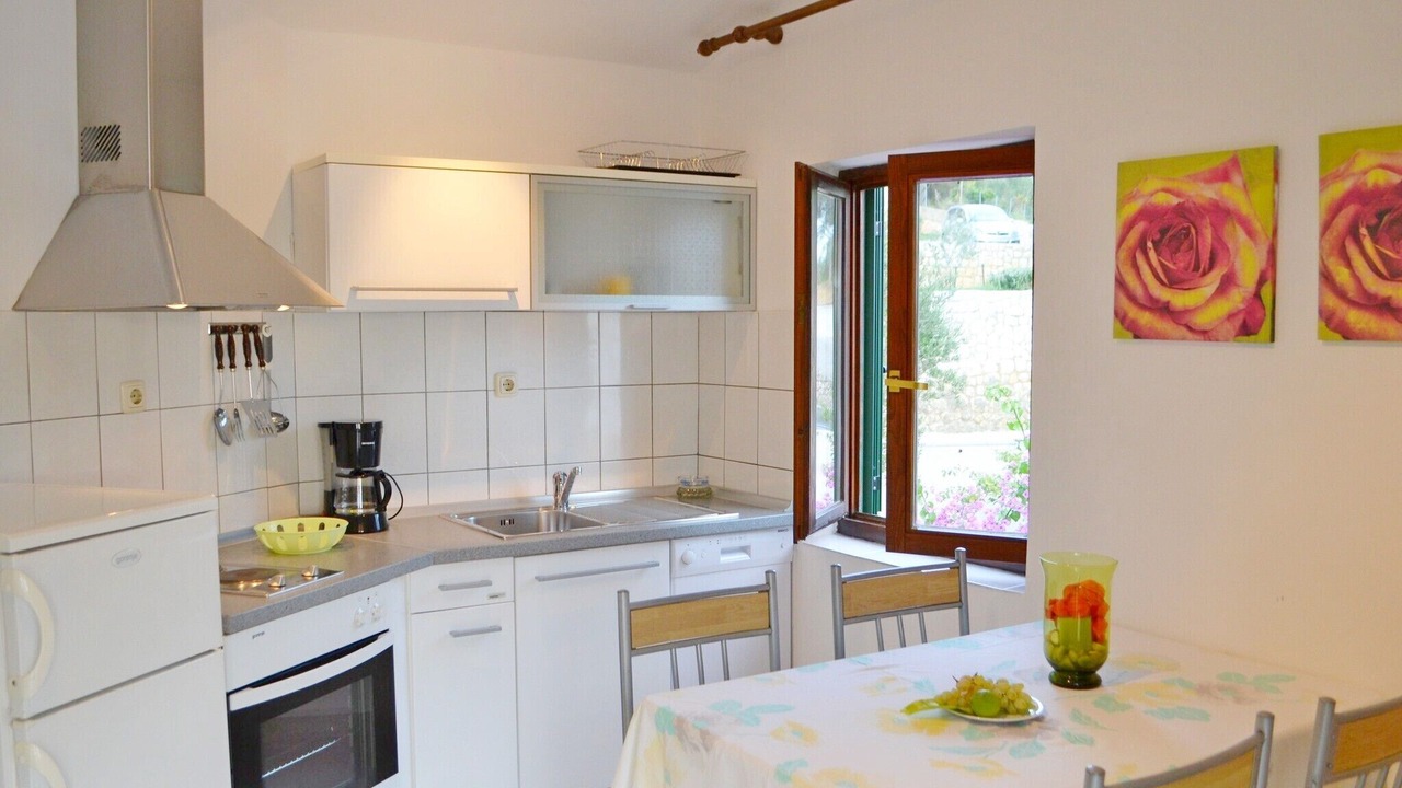 Photo of Kitchen in Supetarska Draga