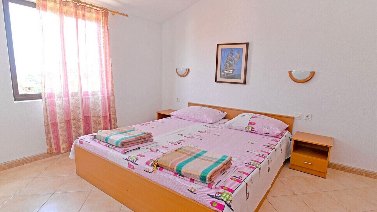 Photo of Bedroom in Cove Murtar