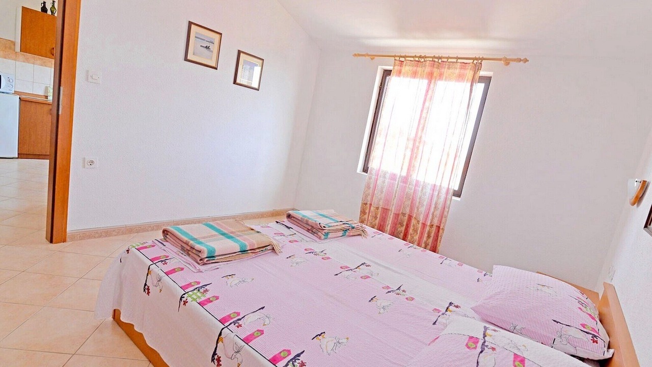 Photo of Bedroom in Cove Murtar