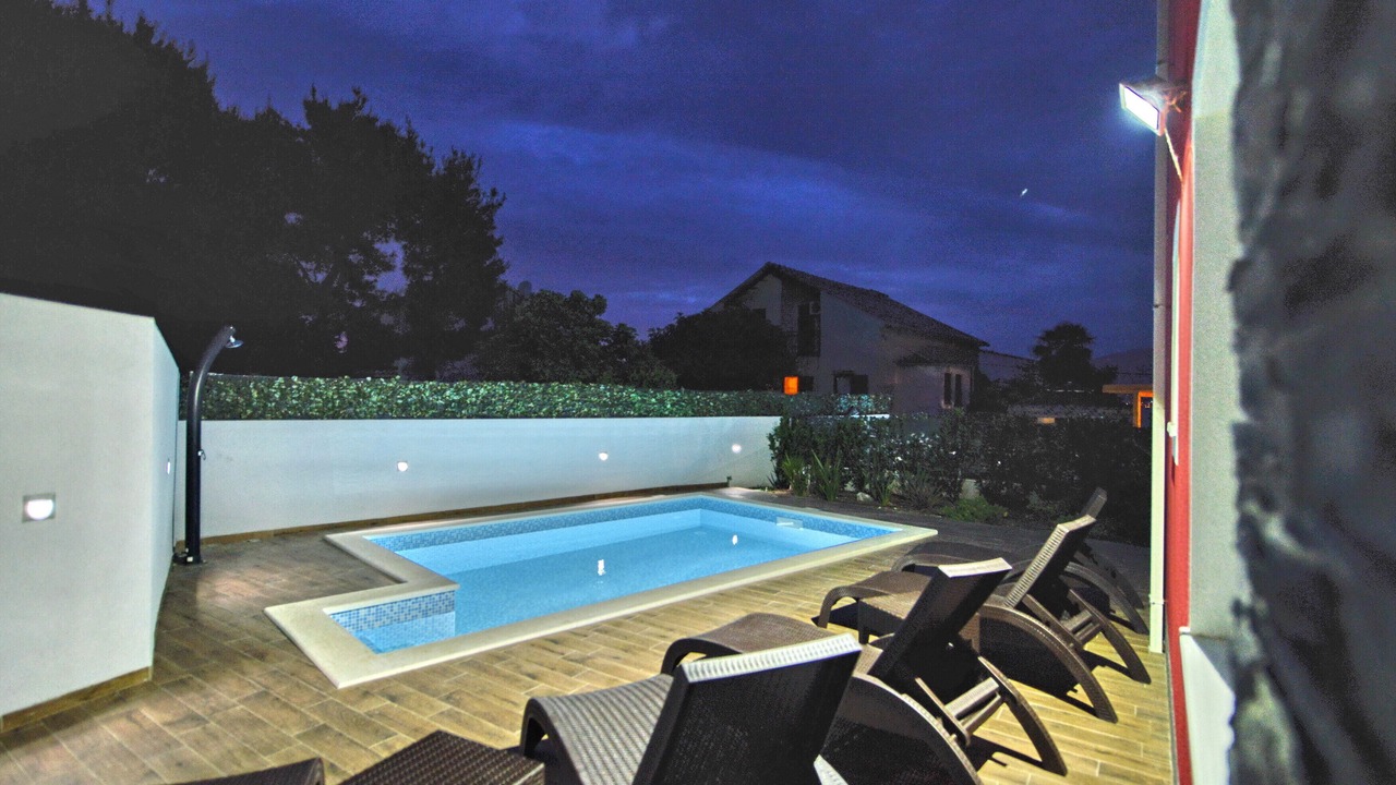 Photo of Outdoor in Slatine