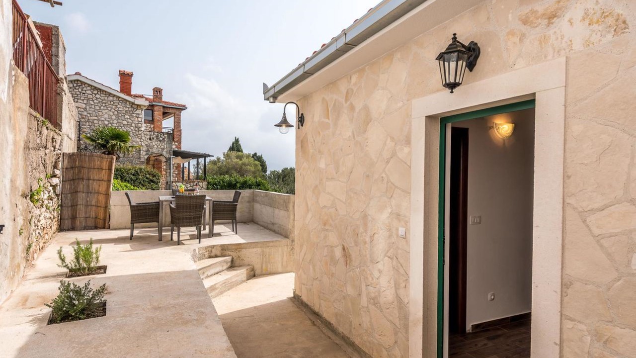 Photo of Patio Balcony in Kremena