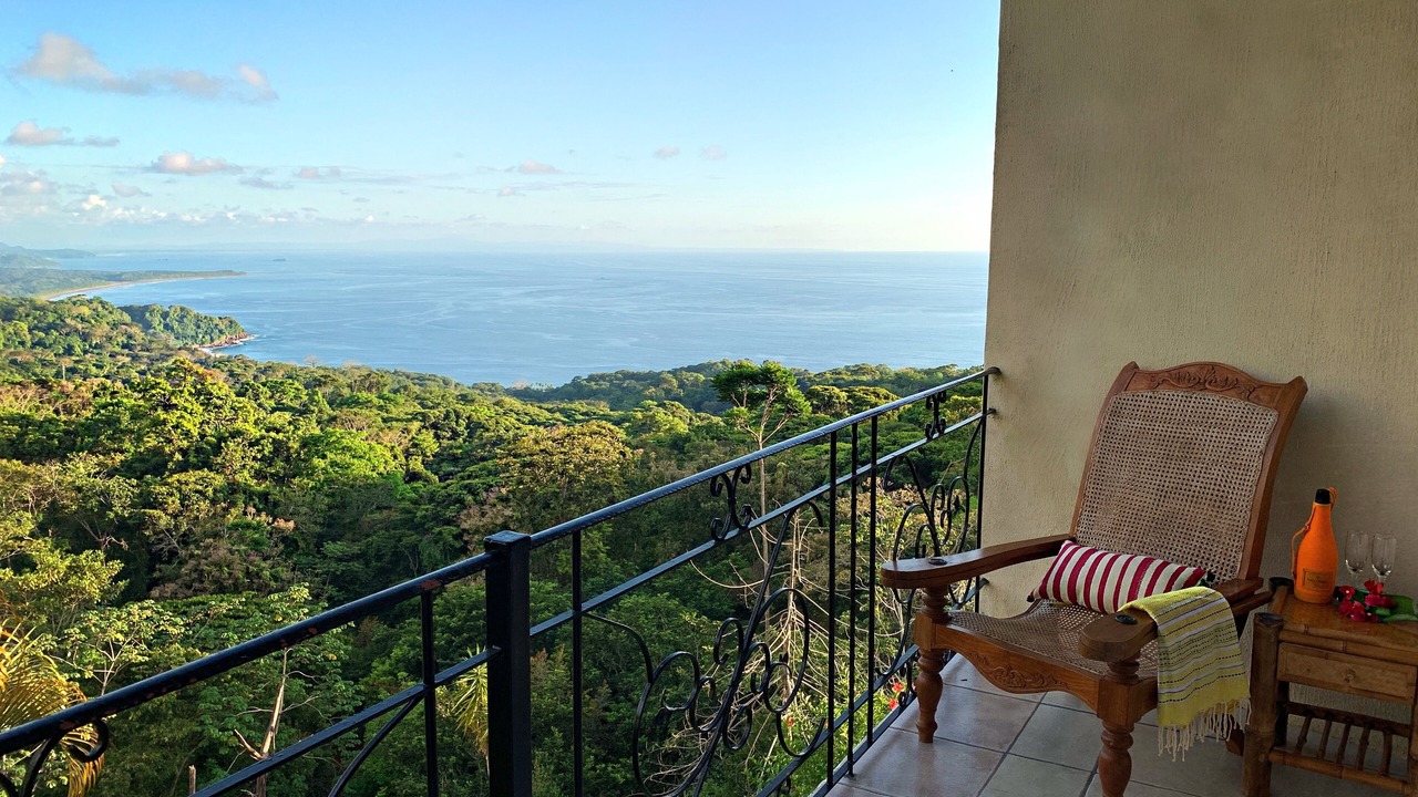 Photo of Patio Balcony in Dominical