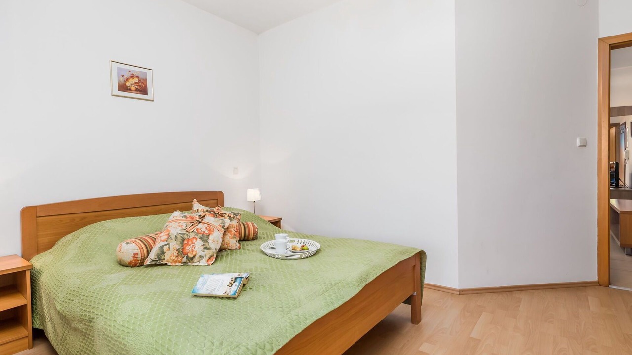 Photo of Bedroom in Banjol