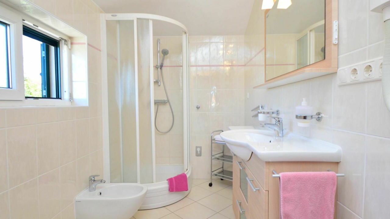 Photo of Bathroom in Betina