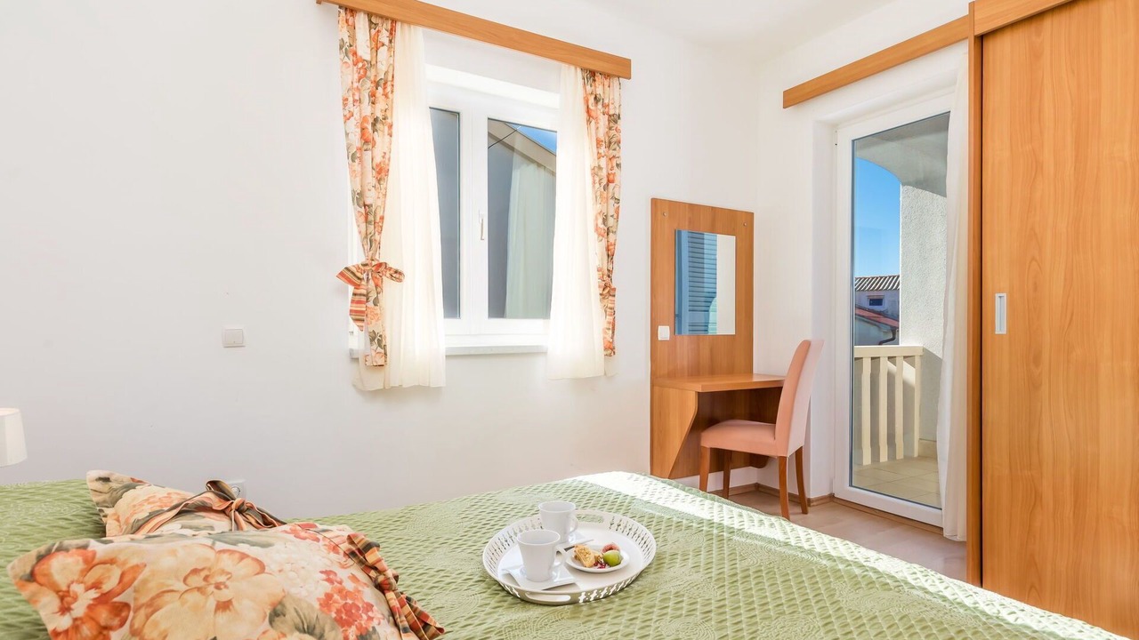 Photo of Bedroom in Banjol