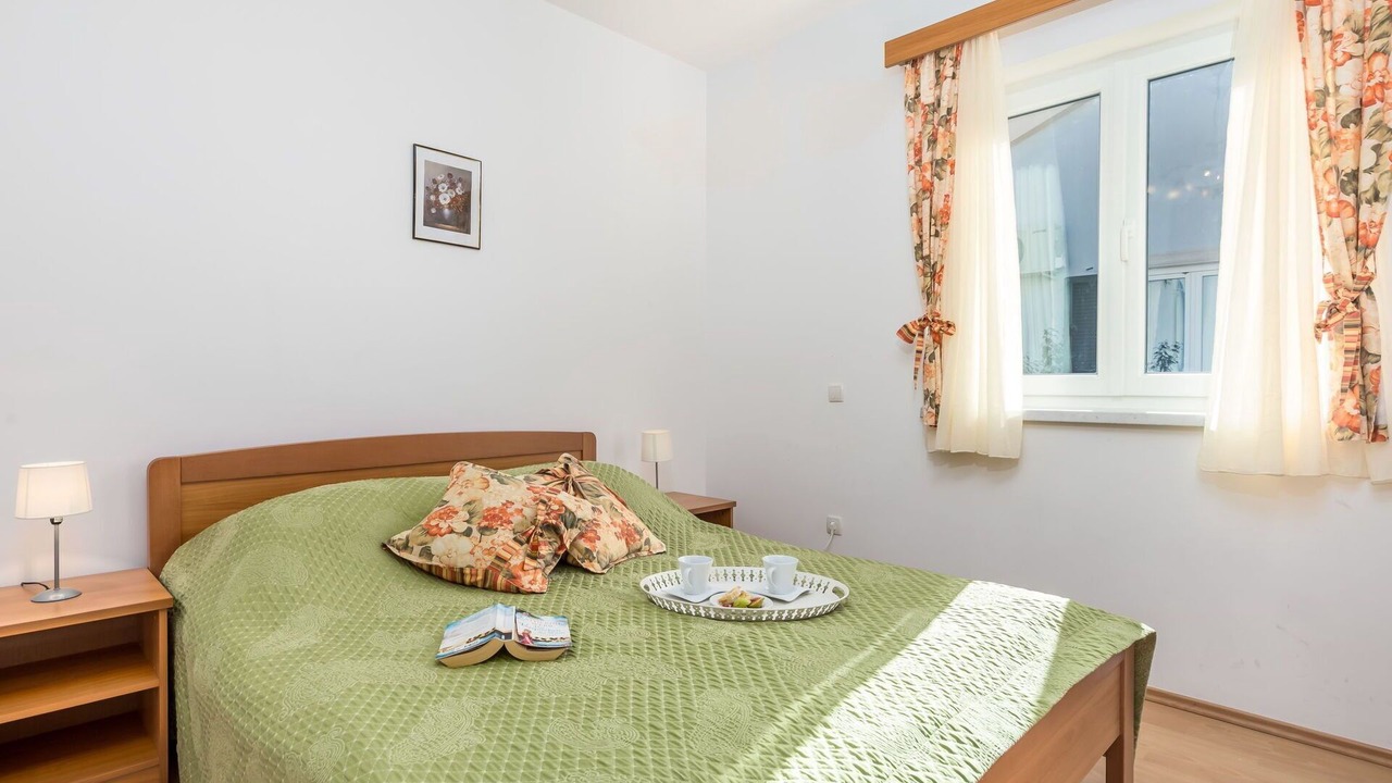 Photo of Bedroom in Banjol