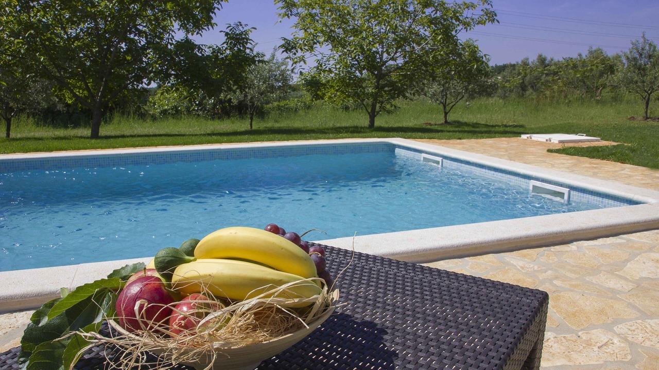 Photo of Outdoor in Mali Vareski