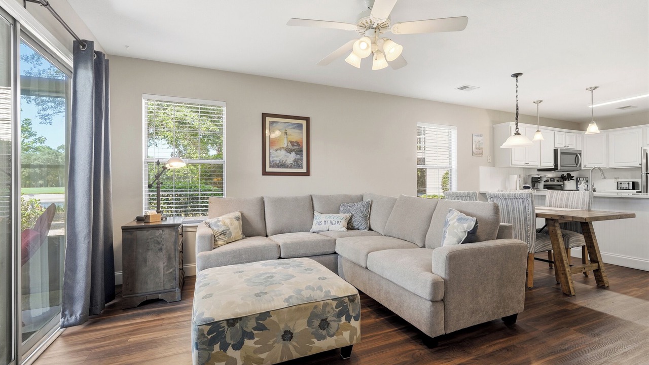 Photo of Livingroom in Pawleys Island