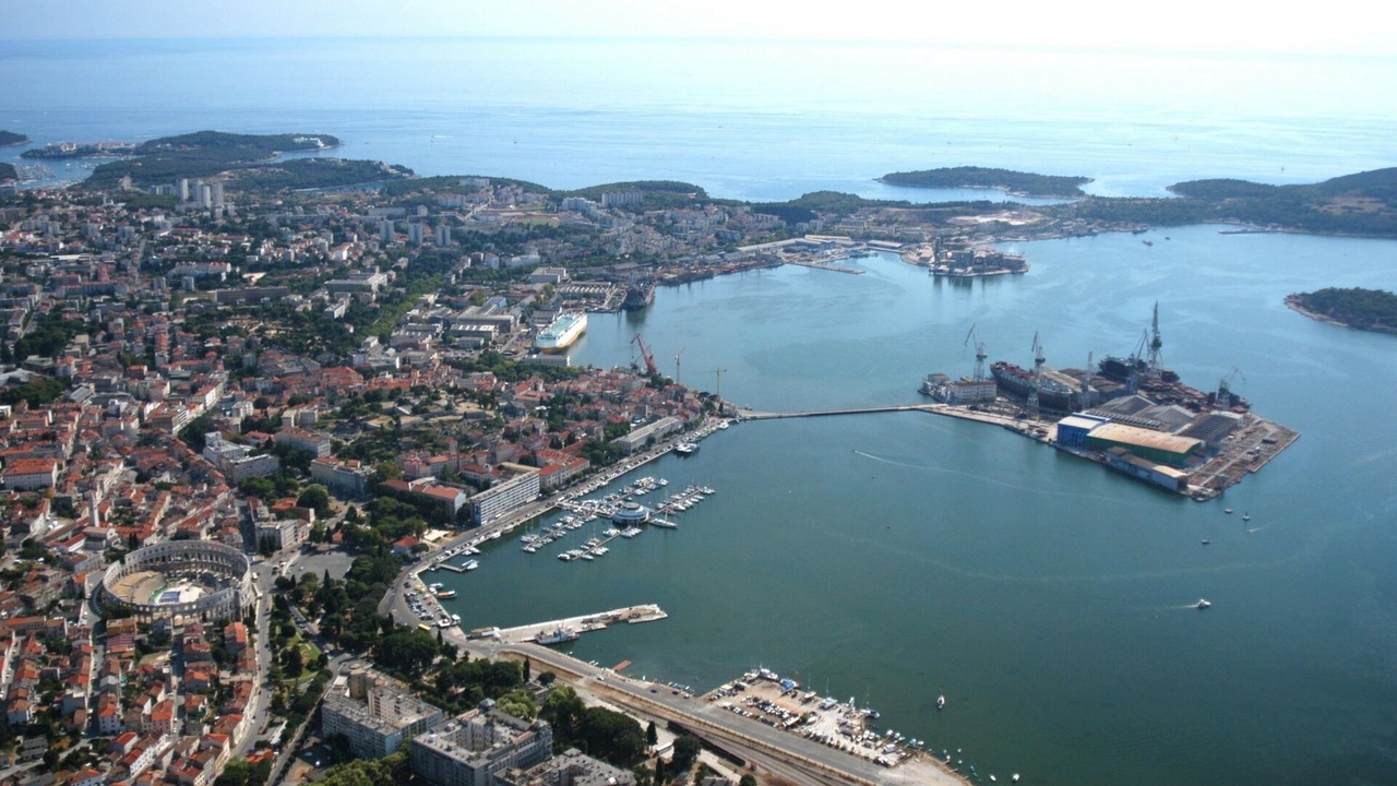 Photo of Outdoor in Loborika