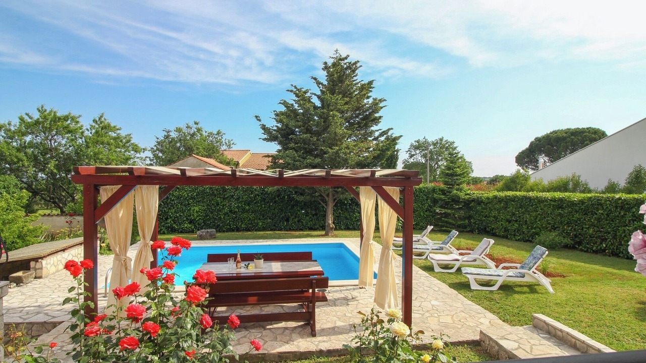 Photo of Outdoor in Marcana