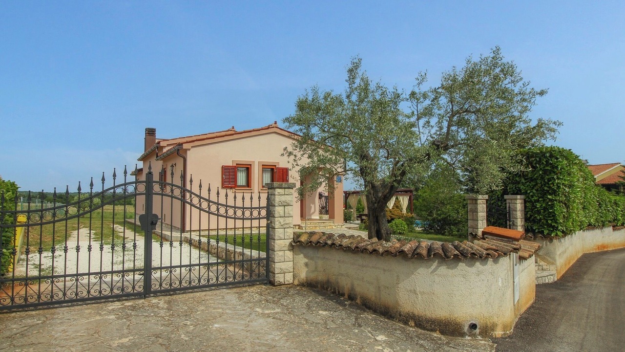 Photo of Outdoor in Marcana