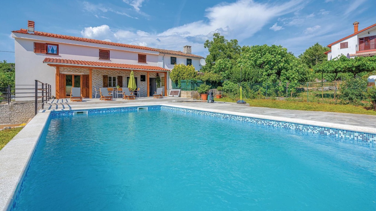 Photo of Outdoor in Kapelica