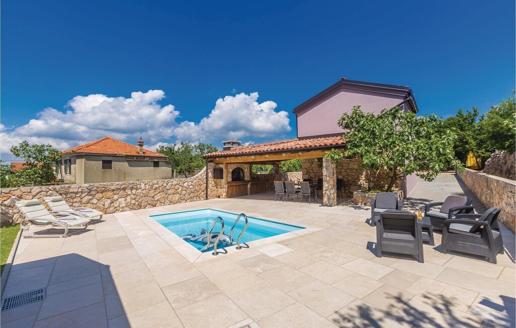 Photo of Outdoor in Sveti Vid Dobrinjski