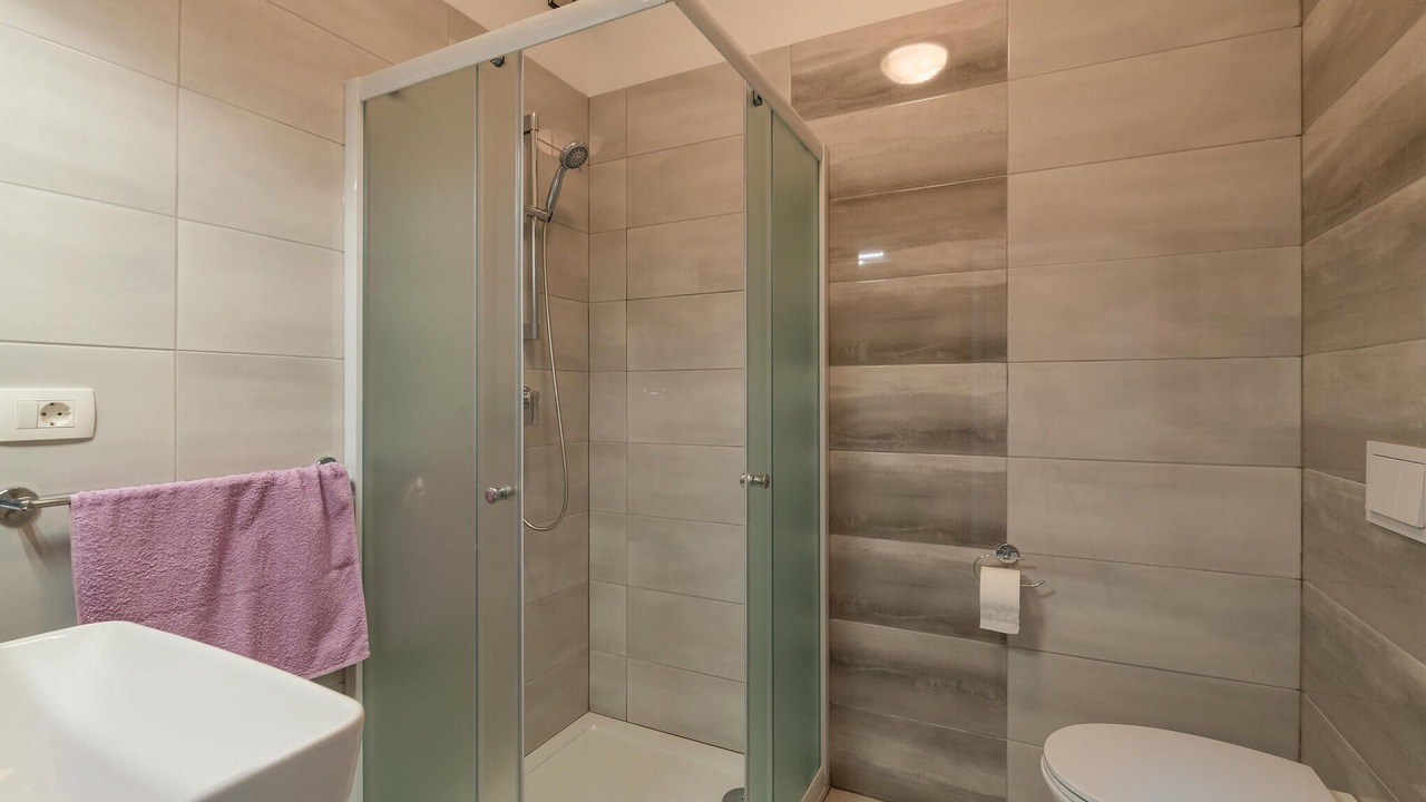 Photo of Bathroom in Loborika