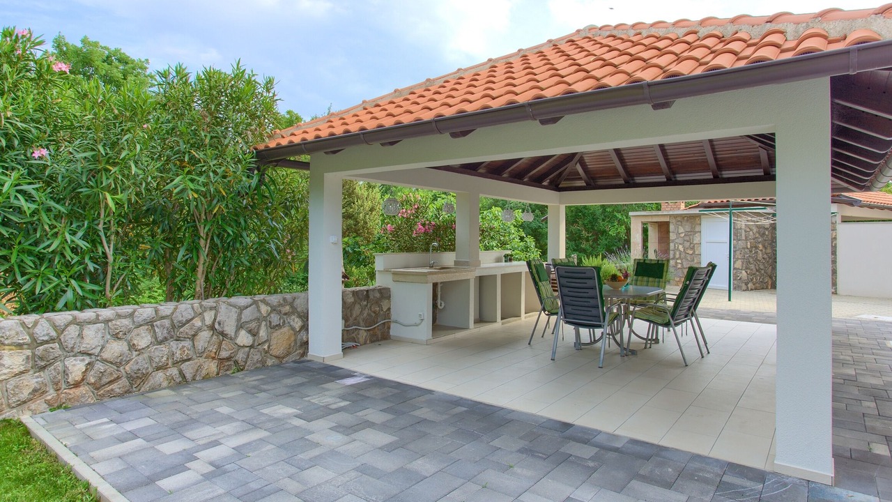 Photo of Outdoor in Silo