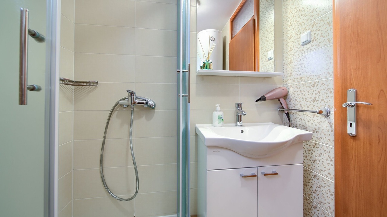 Photo of Bathroom in Silo