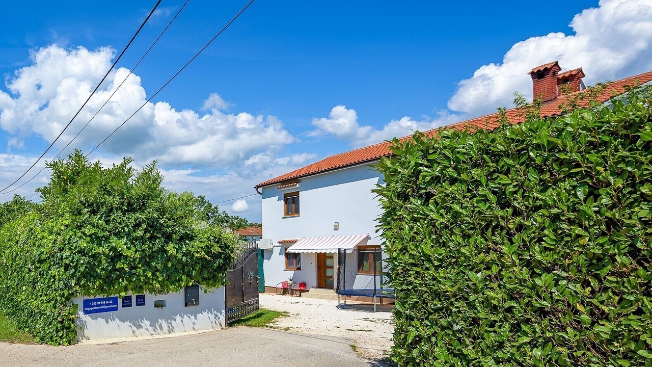 Photo of Outdoor in Marcana