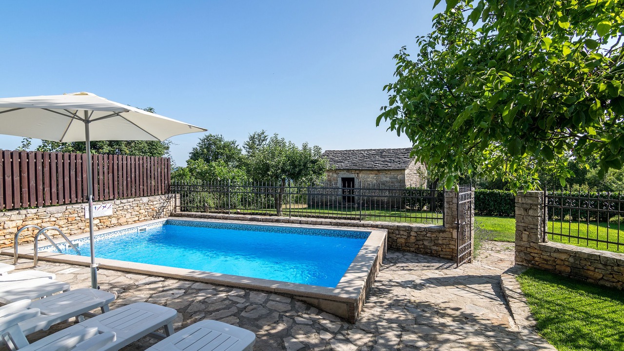 Photo of Outdoor in Zrenj