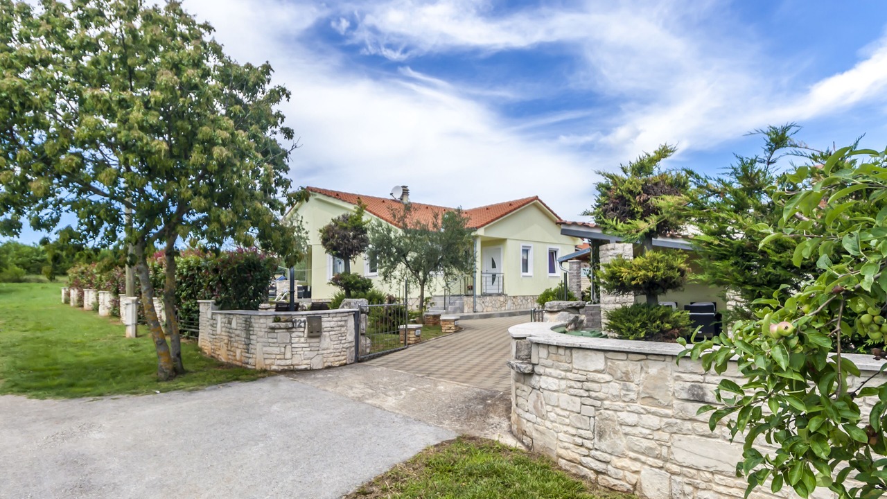 Photo of Outdoor in Marcana