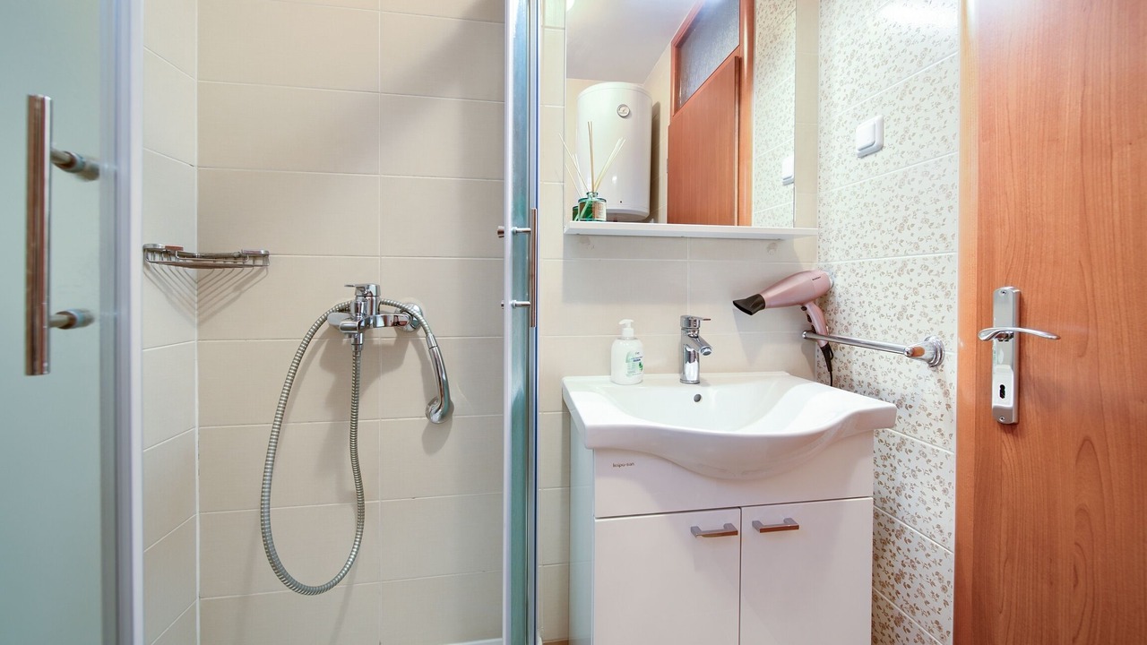Photo of Bathroom in Silo