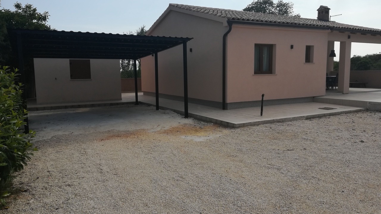 Photo of Patio Balcony in Loborika
