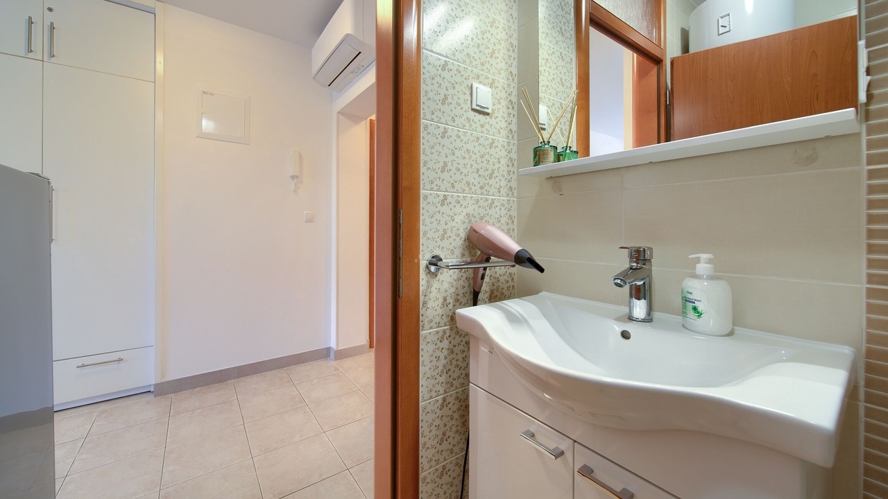Photo of Bathroom in Silo