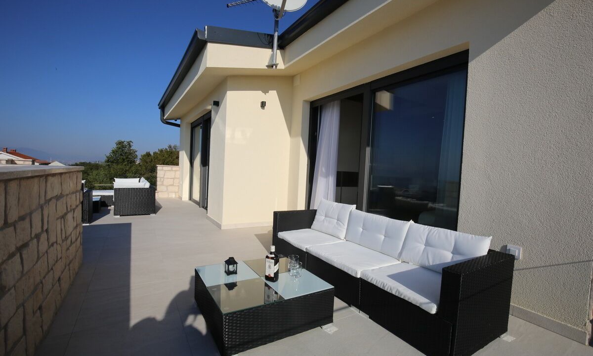 Photo of Patio Balcony in Smrika