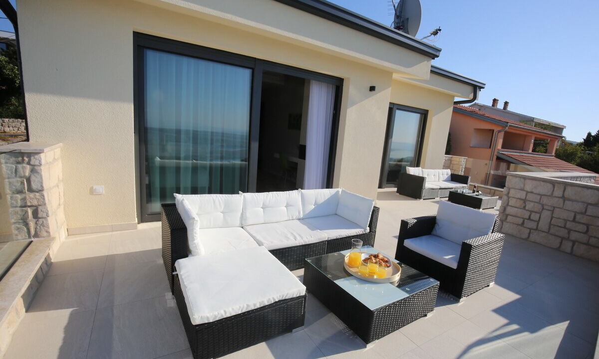 Photo of Patio Balcony in Smrika