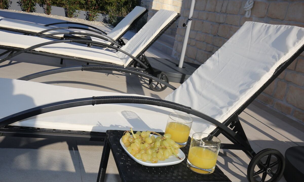 Photo of Outdoor in Smrika