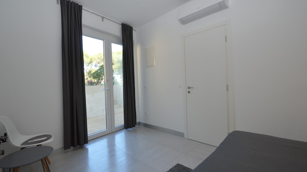 Photo of Bedroom in Cove Murtar