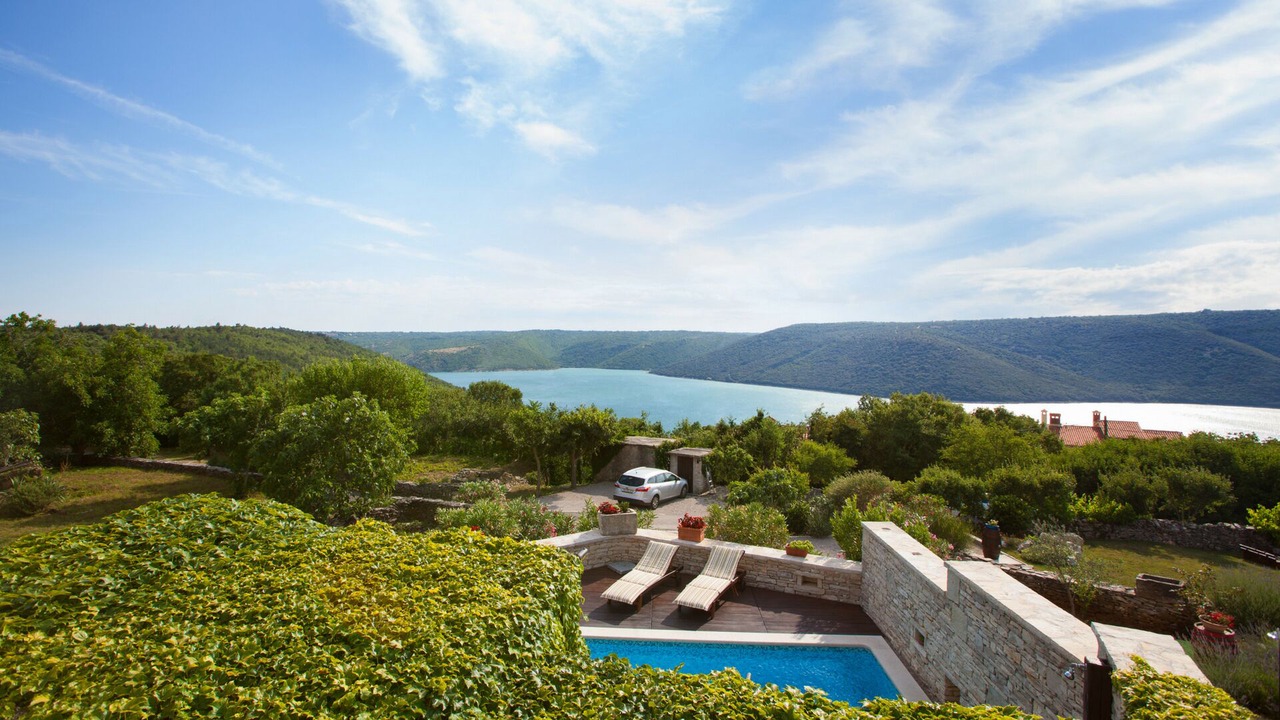 Photo of Outdoor in Rasa