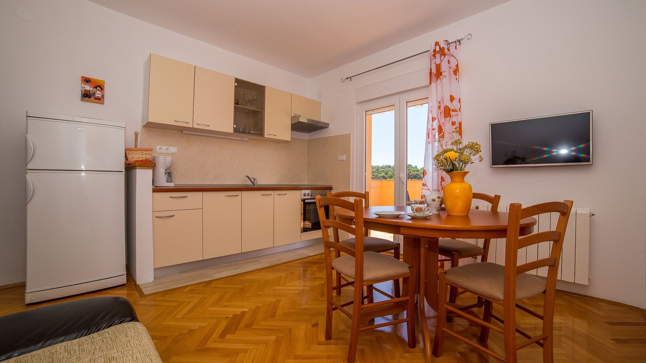 Photo of Kitchen in Supetarska Draga