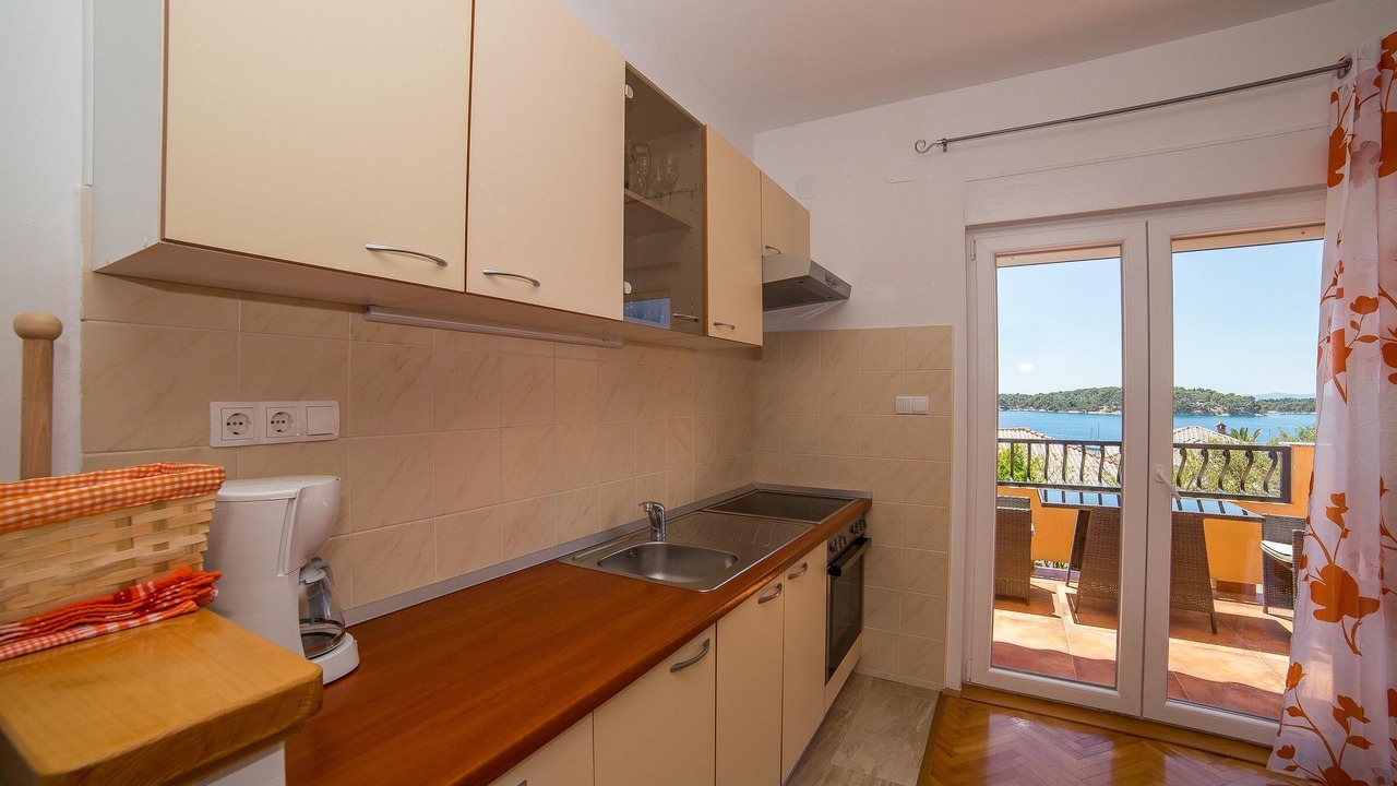 Photo of Kitchen in Supetarska Draga