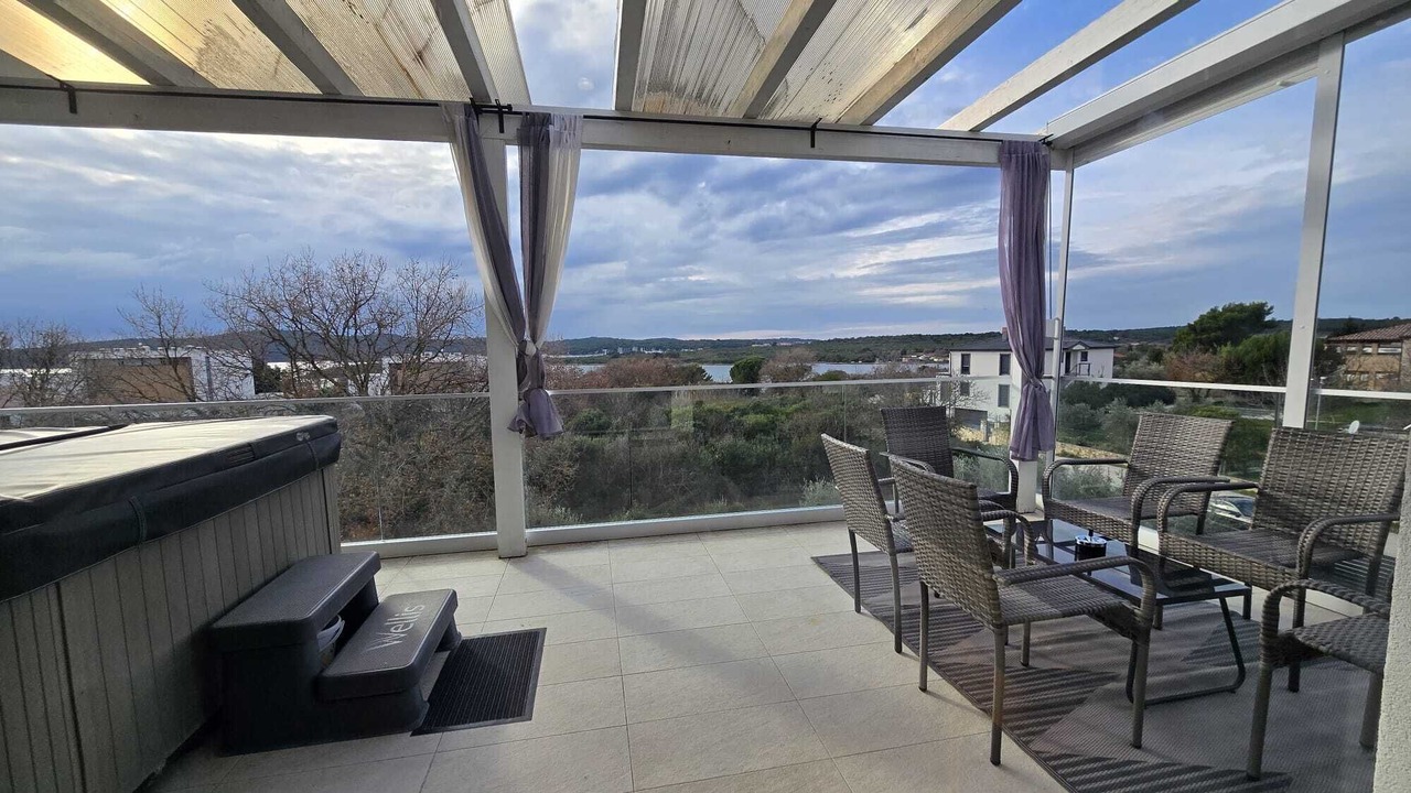 Photo of Patio Balcony in Pomer