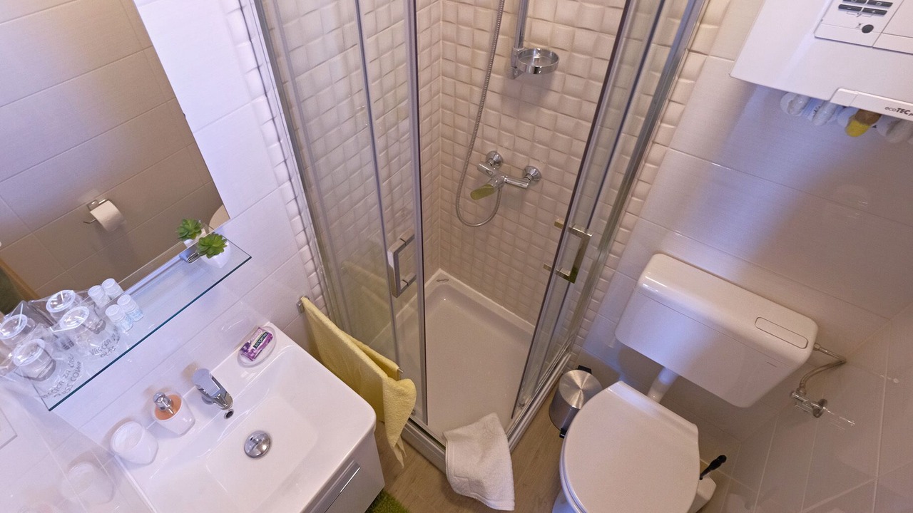 Photo of Bathroom in Pomer