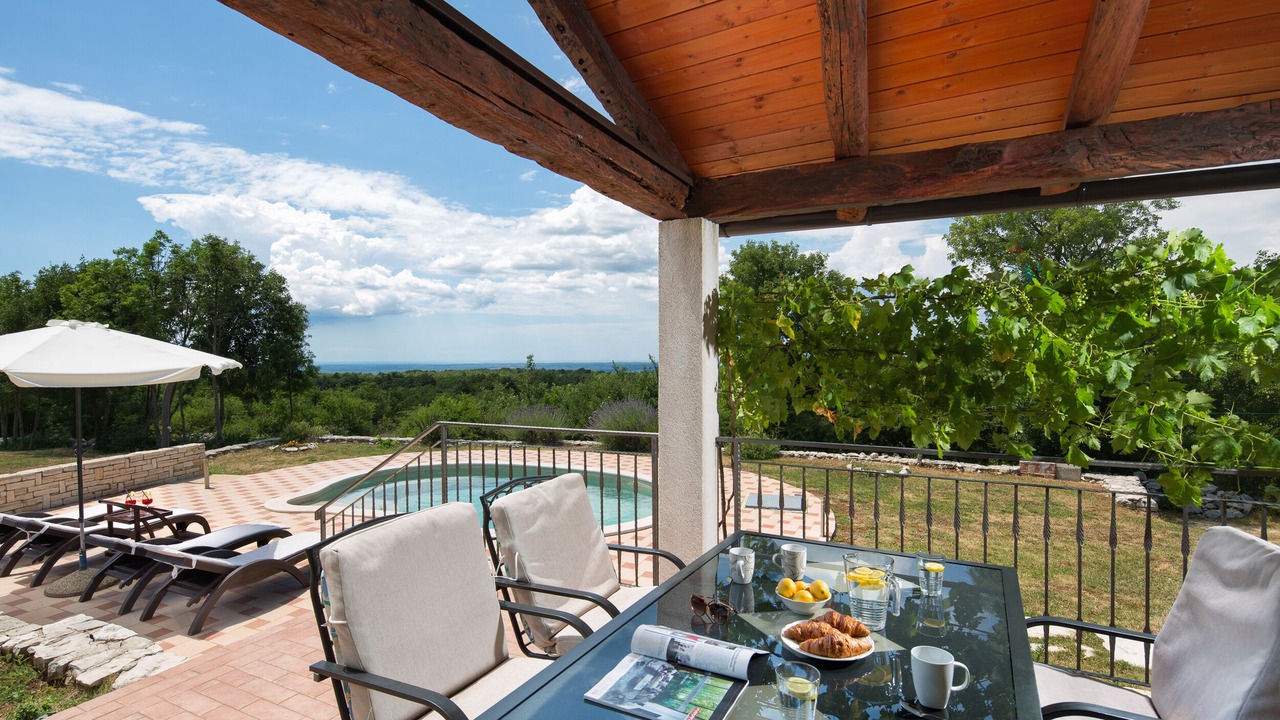 Photo of Outdoor in Rasa