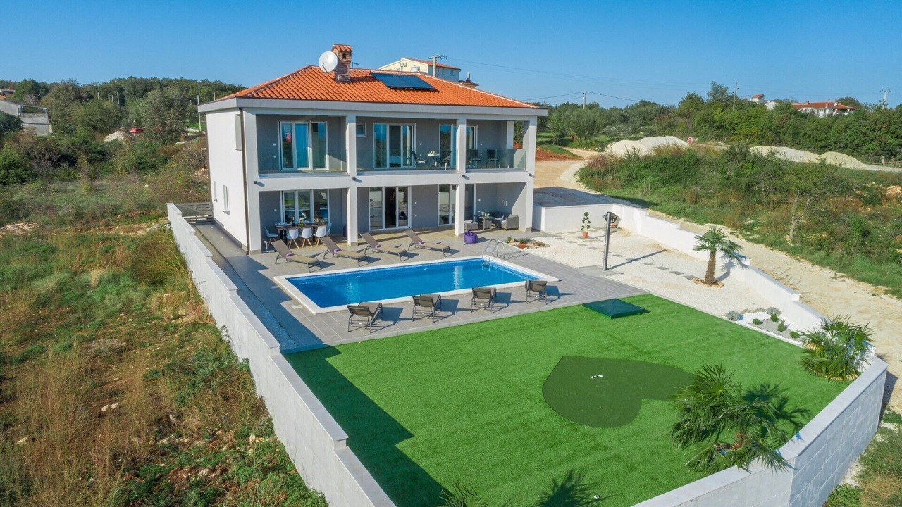 Photo of Outdoor in Peruski