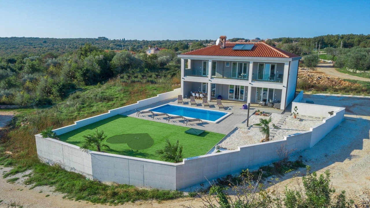 Photo of Outdoor in Peruski