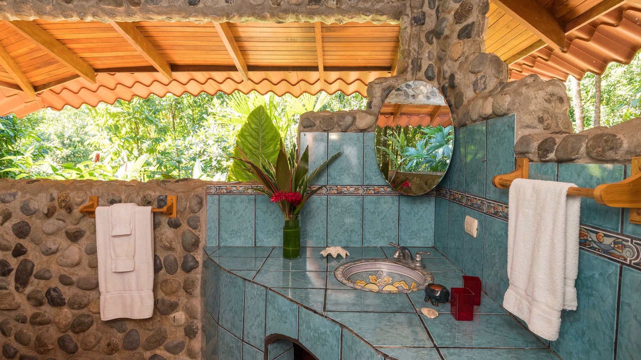 Photo of Bathroom in Dominical