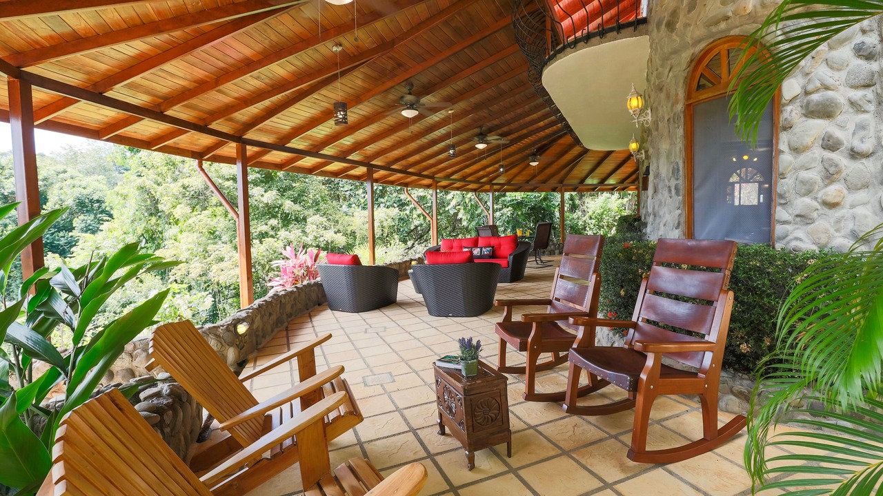 Photo of Patio Balcony in Dominical