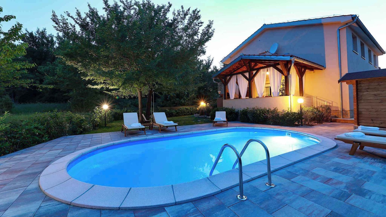 Photo of Outdoor in Silo