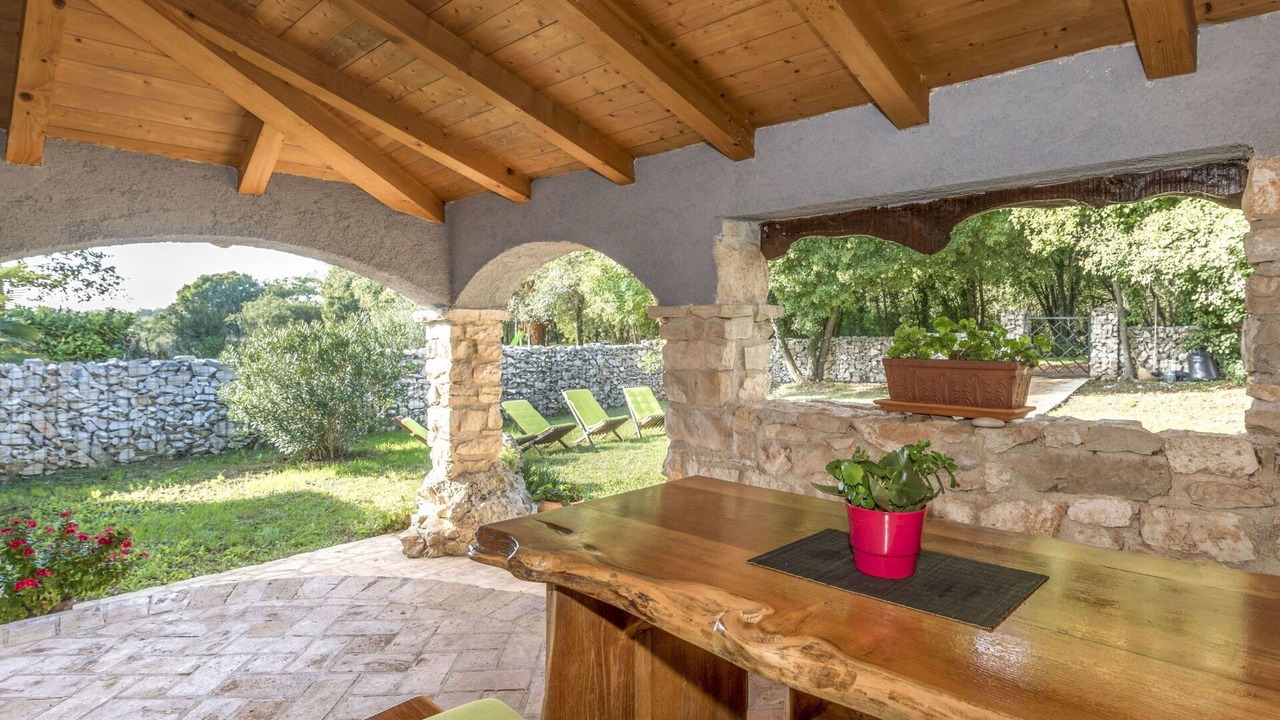Photo of Outdoor in Rebici